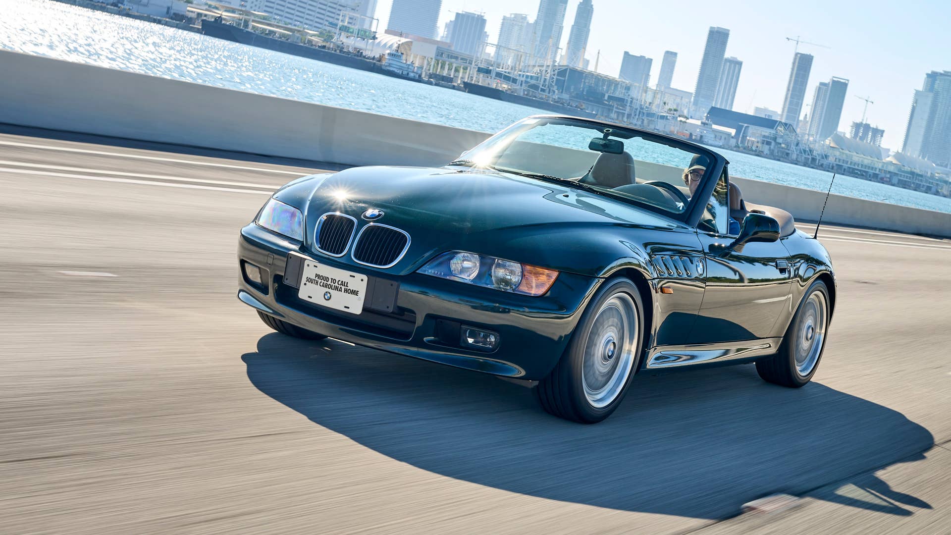 BMW Z3 1.9 action front three